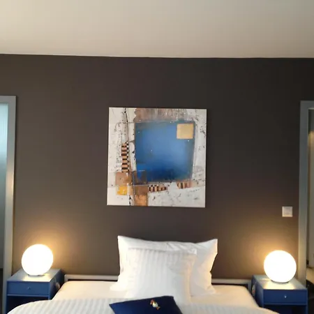 Au Boeuf Rouge 3* Crassier
