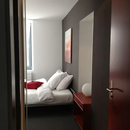 Fogadó Au Boeuf Rouge Crassier