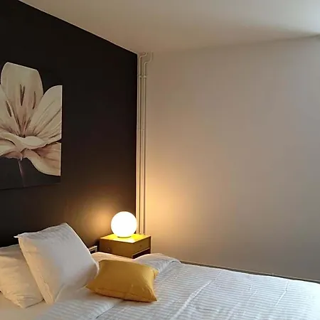 Au Boeuf Rouge Fogadó 3*