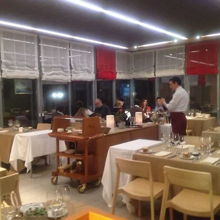여관 Au Boeuf Rouge Crassier