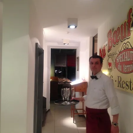 Au Boeuf Rouge Penzion 3*