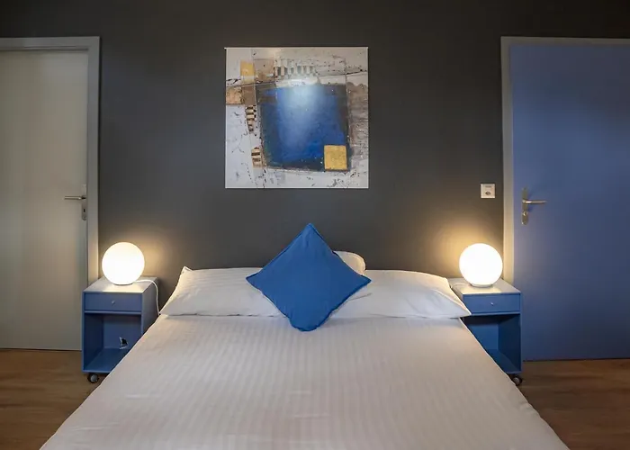 Au Boeuf Rouge 3* Crassier