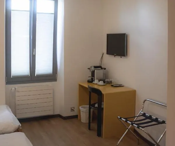 Au Boeuf Rouge Inn 3*