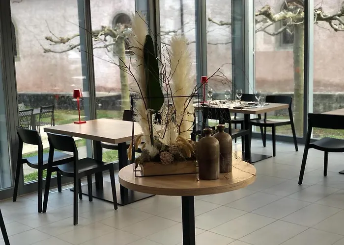 Au Boeuf Rouge 3* Crassier