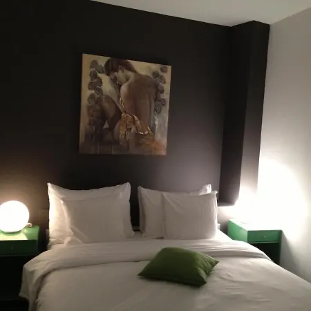 Au Boeuf Rouge Penzion Crassier